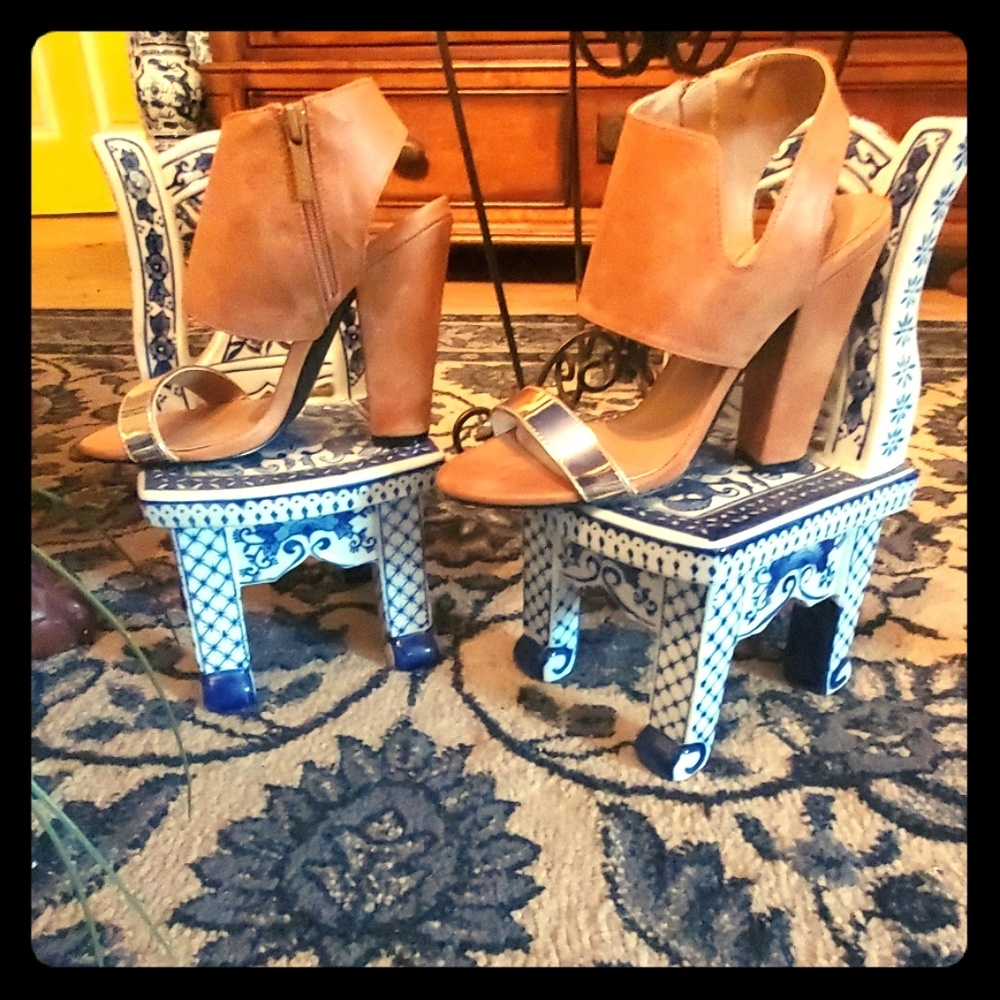 🔥NEW🔥 Michael Antonio Sandals